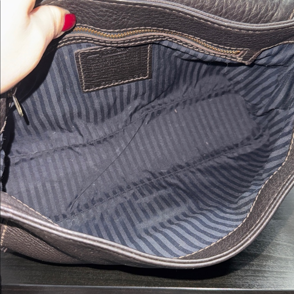 Coach Vintage Full Flap Leather Shoulder Bag - Picture 8 of 14
